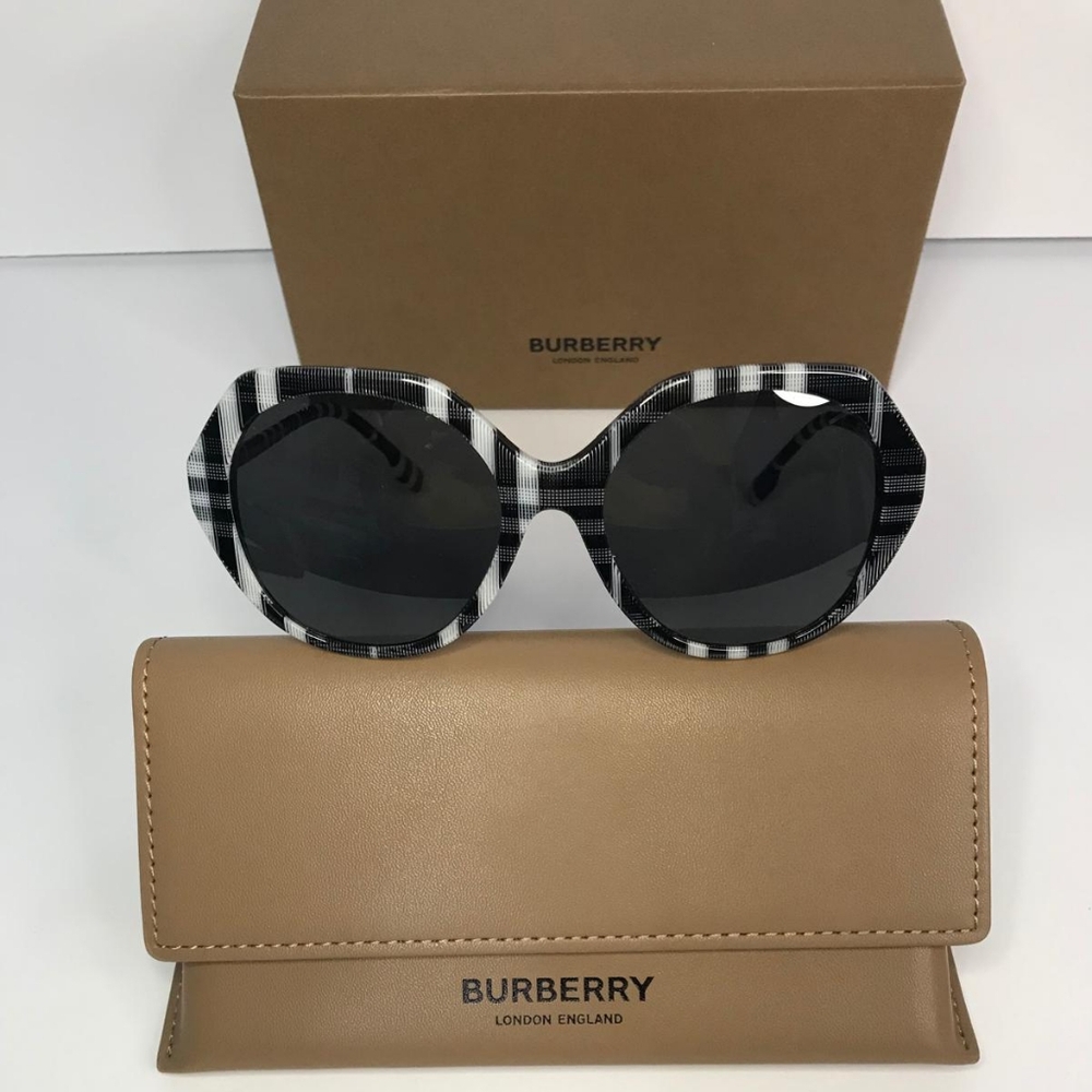 New - Burberry Vanessa Dark Grey Geometric Ladies Sunglasses BE4375F 400487 57. - Picture 5 of 16